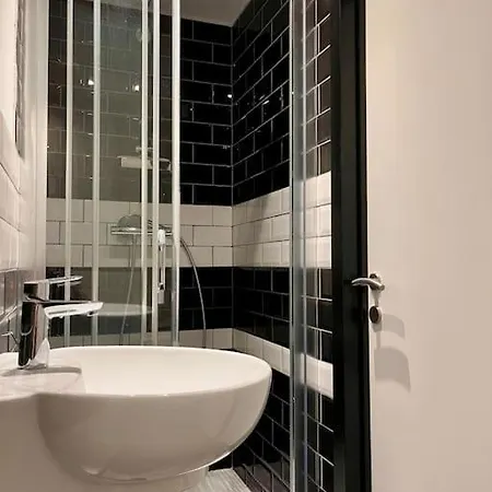 Apartment Oskigena - Cosy Studio With Rooftop Terrace Liege